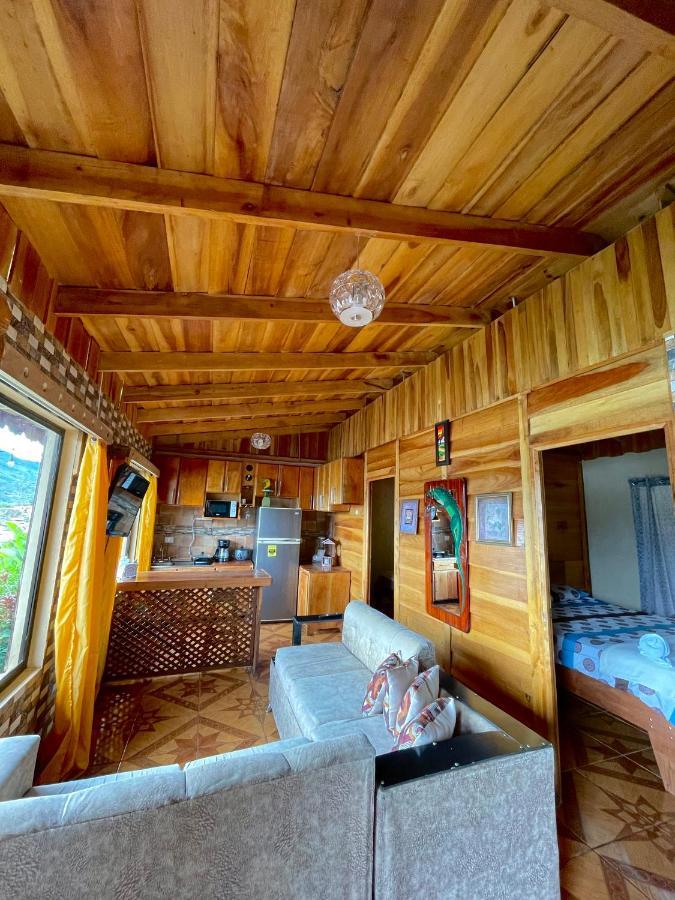 Gasthof Dreams Orosi